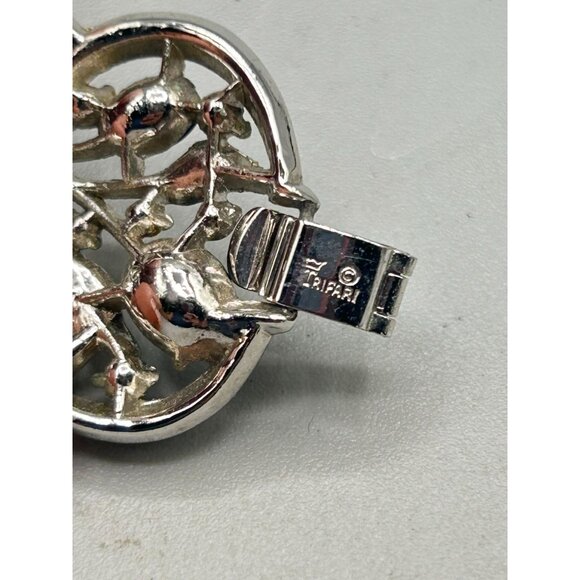 Signed Trifari Sapphire Blue Rhinestones Link Bracelet Wide Silver Tone Long - Picture 6 of 7